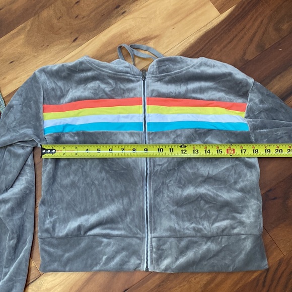 Soft Gray Velour Hoodie with stripes Size M - Picture 9 of 10